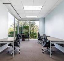 Voll ausgestatteter privater Büroraum für Sie und Ihr Team in Regus Friedberg, Greenway