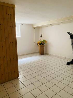 Wellnessbereich Keller.jpg - 