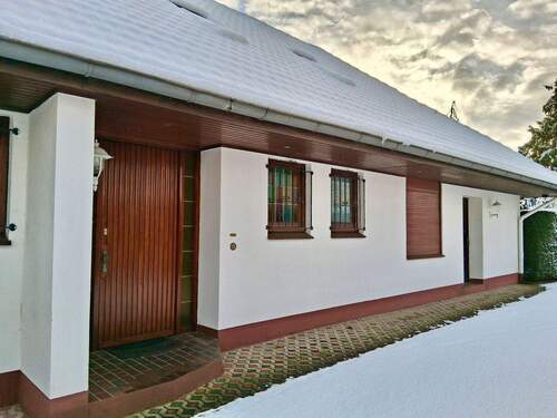 Wohnen + Gewerbe möglich - Mehrfamilienhaus, Wohnhaus mit 315,00 m&sup2; in Rellingen zum Kaufen