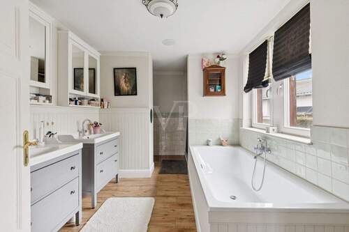 Bad en Suite im Schlafzimmer - 