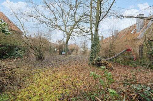 großes Gartengrundstück - 