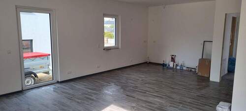 Wohnbereich EG - 5 Zimmer Doppelhaushälfte in Frauenstein