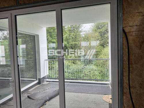 Balkon - Büro mit 316,00 m&sup2; in Sulzbach an der Murr zur Miete