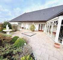 Stilvoller Winkelbungalow - auf sonnigem Grundstück - ohne Makler - Steinburg