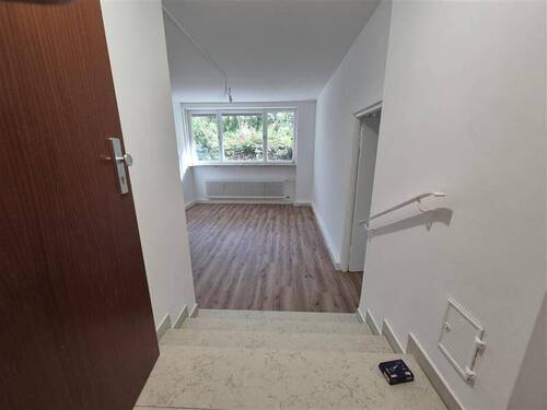 a16979bd-0d6d-42d8-a481-32a56ce19c30 - 