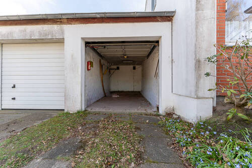 Garage - 