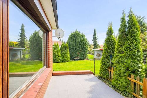 Sommer genießen auf der Terasse - Wohntraum in herrlicher Ruhe - 149.000,00&nbsp;EUR Kaufpreis, ca.&nbsp; 110,00&nbsp;m&sup2;&nbsp;Wohnfl&auml;che