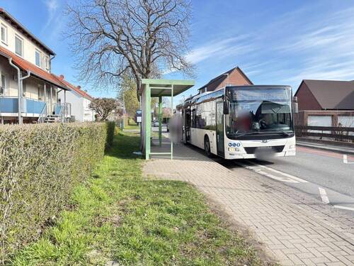Bushaltestelle direkt vor der Haustür - 