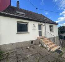 Handwerker aufgepasst ! Einfamilienhaus mit Potenzial in VK Wehrden - Völklingen / Wehrden (Saar)