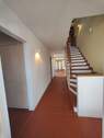 Blick in den Flur - 9 Zimmer Einfamilienhaus zum Kaufen in Ahorn