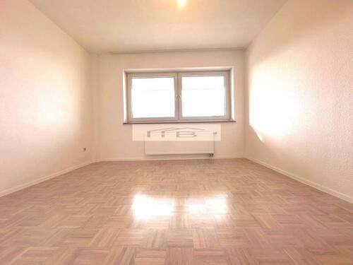 3. Schlafzimmer (Könnte das Wohnzimmer vergrößern) - 