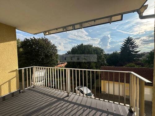 Blick vom Loggia-Balkon - Düren: Renoviert bezugsfrei, 117m², 4 Zimmer, Parkett, Balkon, 1 Stellplatz, Garten, opt. 2x Garage!