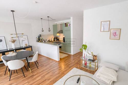 Essbereich und offene Küche - 2 Zimmer Etagenwohnung zum Kaufen in Bremen