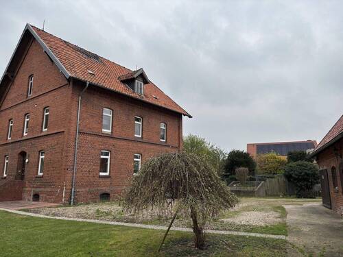 Ansicht Süd/West - 1 Zimmer Mehrfamilienhaus, Wohnhaus in Pattensen