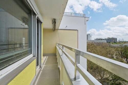 Blick nach Osten - Etagenwohnung mit 80,90 m&sup2; in München zum Kaufen