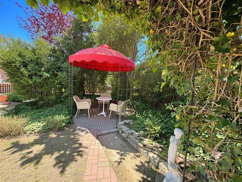 Pavillon im Garten - 