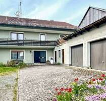 Raum für Familie und Ideen - großzügiges Ein- bis Zweifamilienhaus - Treffelstein