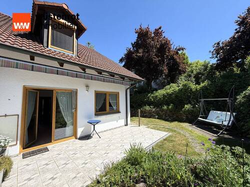 Haus mit Garten - 