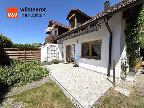 Terrasse... - Reihenendhaus mit 97,00 m&sup2; in Pfaffenhofen zum Kaufen