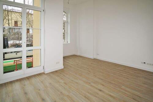 Wohnen - 1 Zimmer Etagenwohnung zur Miete in Freital / Saalhausen