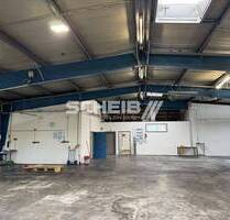 Hallenfläche mit Büros und gepflastertem Hof - Crailsheim