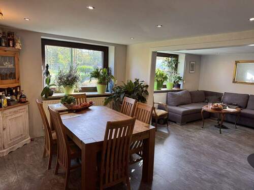 Wohn-und Esszimmer - 