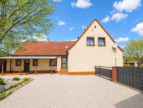 Vorderhaus Hofansicht - 