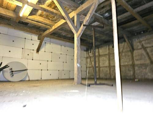 Platz oberhalb der Garage - 