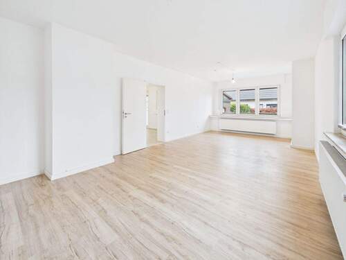 Wohn-/Esszimmer (EG) - 