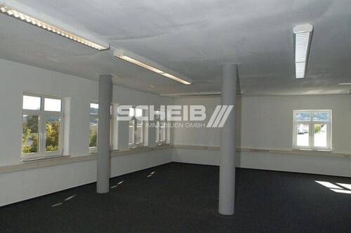 ausreichend Licht - Büro zur Miete in Gaildorf