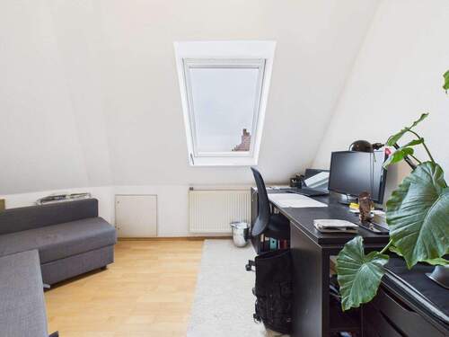 Büro/Gäste-Zimmer - 3 Zimmer Etagenwohnung in Hannover