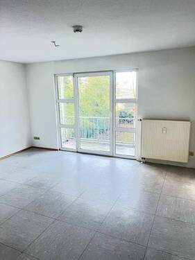 Zimmer - Apartment mit Duplex KFZ-Stellplatz nahe dem Frillendorfer Platz! *BEZUGSFREI*