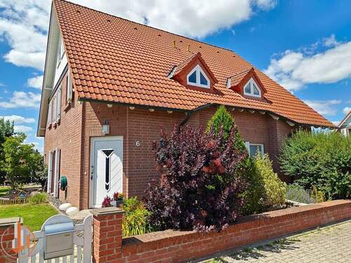 Straßenansicht - Doppelhaushälfte mit 123,40 m² in Hohe Börde zum Kaufen