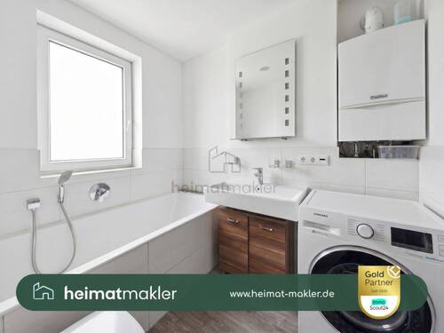 Badezimmer I - 6 Zimmer Reihenmittelhaus in Bennewitz