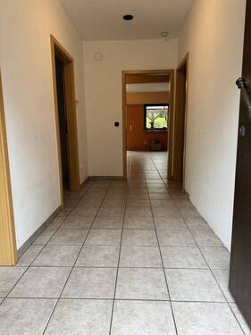 Eingangsbereich (1).JPG - 4 Zimmer Doppelhaushälfte zur Miete in Neu Wulmstorf