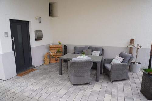 Terrasse am Eingangsbereich - 