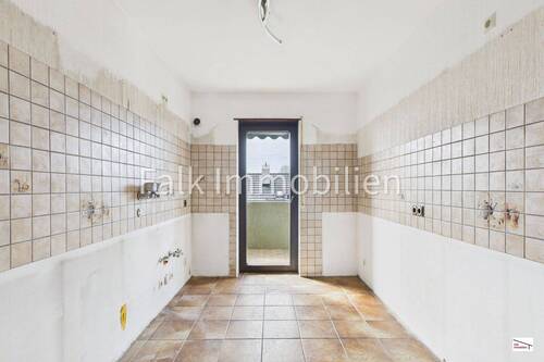 Küche mit Zugang Balkon - 