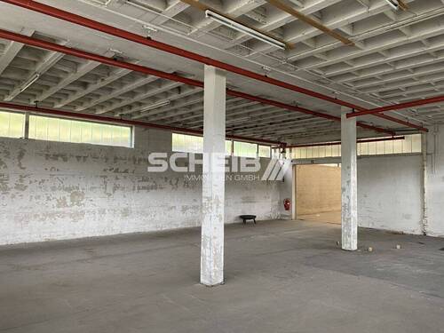 umlaufendes Oberlichtband - Halle zur Miete in Künzelsau