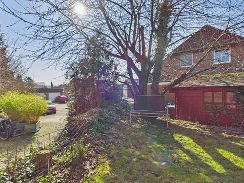 sonniger Garten - Einfamilienhaus mit 146,00 m&sup2; in Lauenau zum Kaufen