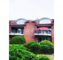 Helle Dachterrassen-Wohnung mit Tiefgaragenstellplatz zum 1. April - Hannover / Bemerode