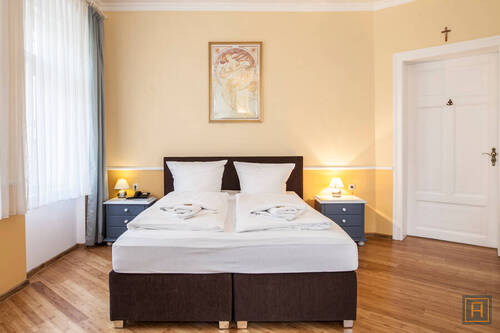 Zimmer 9 - 