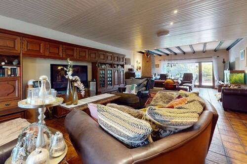 Immobilien-Köln-Haus-Kaufen-KP947-08 - PHI KÖLN -Ruhig gelegener Familientraum mit Einliegerwohnung und Garagen in Erfstadt-Erp!