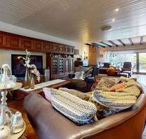 PHI KÖLN -Ruhig gelegener Familientraum mit Einliegerwohnung und Garagen in Erfstadt-Erp! - Erftstadt-Erp