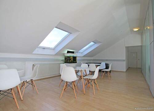 Empfangsbereich Dachgeschoss - 