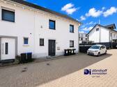 Straßenansicht - 5 Zimmer Doppelhaushälfte zum Kaufen in Dortmund / Derne