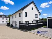 Straßenansicht - 5 Zimmer Doppelhaushälfte in Dortmund / Derne