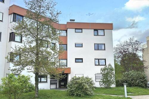 Außenansicht - 2 Zimmer Etagenwohnung zum Kaufen in Stuttgart