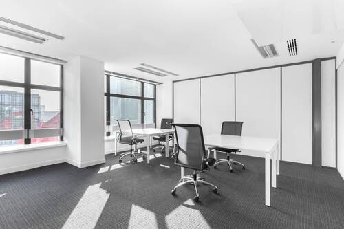 Regus Place De La Defense(3573) Paris France Offic - Buchen Sie Büroräume in Europark für 3 Personen bei denen Sie sich um nichts mehr kümmern müssen