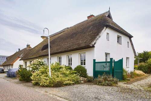 508_01 - 4 Zimmer Doppelhaushälfte zum Kaufen in Wusterhusen