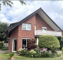 Gepflegtes Einfamilienhaus mit Einliegerwohnung u. Bauplatz in zentraler Lage - Versmold